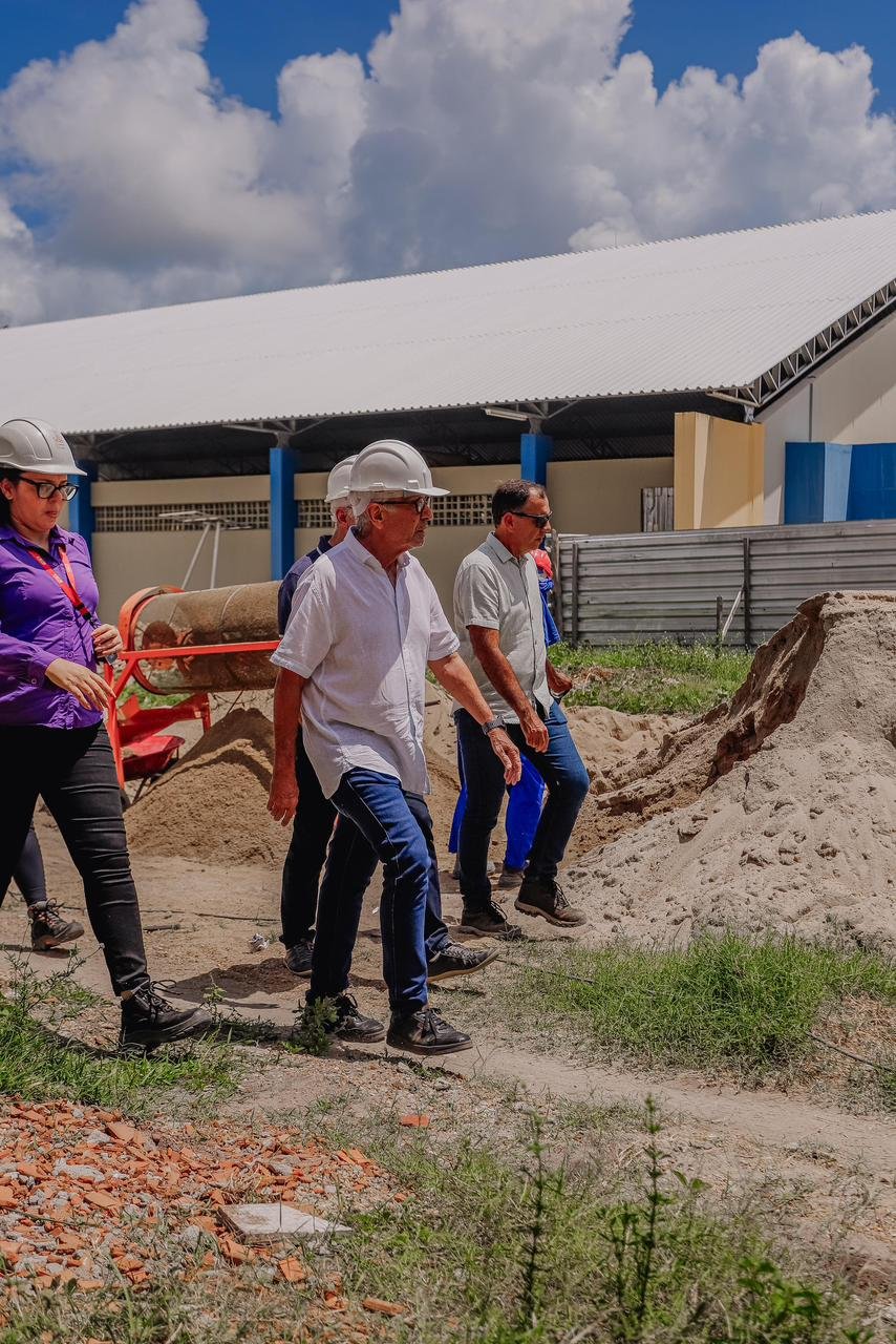 Cícero Lucena inspeciona obras de infraestrutura na Capital, área que já conta com mais de R$ 1 bilhão em investimentos